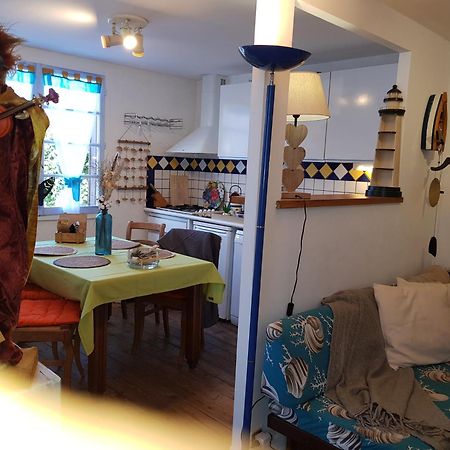 Herm'S Petite Maison Atypique Et Cour Privative - Avenue Du Marche - Ideal Couple Ou Jeunes Parents Cabourg Eksteriør billede