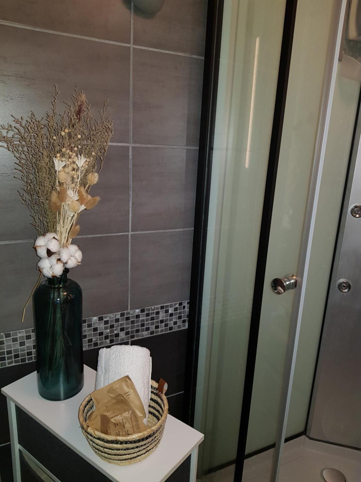 Herm'S Petite Maison Atypique Et Cour Privative - Avenue Du Marche - Ideal Couple Ou Jeunes Parents Cabourg Eksteriør billede