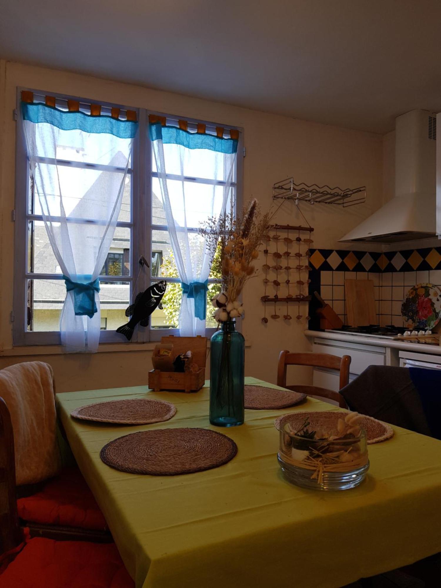 Herm'S Petite Maison Atypique Et Cour Privative - Avenue Du Marche - Ideal Couple Ou Jeunes Parents Cabourg Eksteriør billede