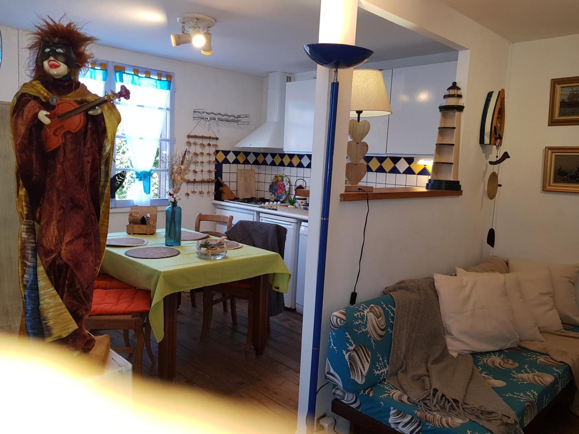Herm'S Petite Maison Atypique Et Cour Privative - Avenue Du Marche - Ideal Couple Ou Jeunes Parents Cabourg Eksteriør billede